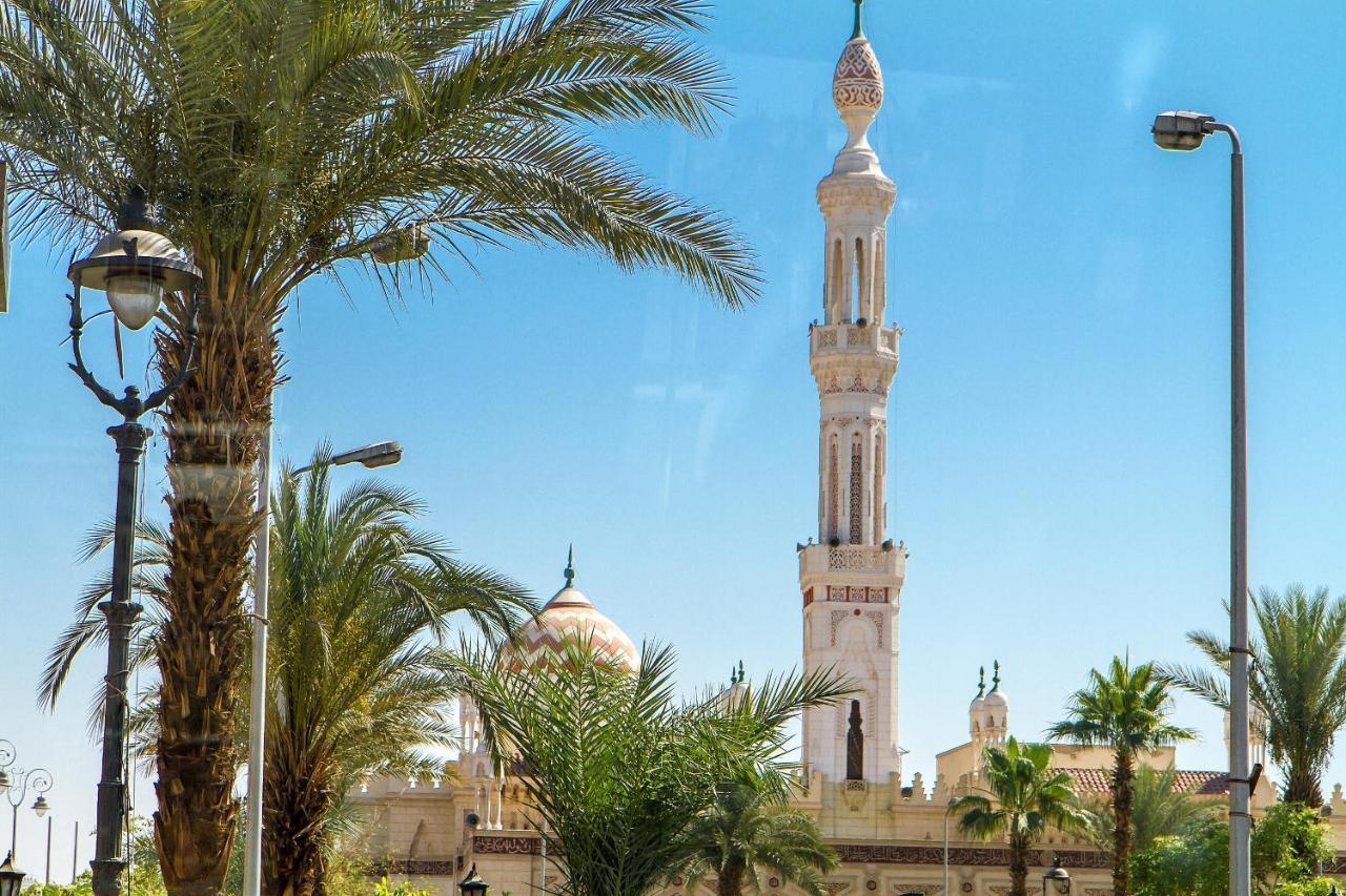 Royal Hotel Qena Exterior photo